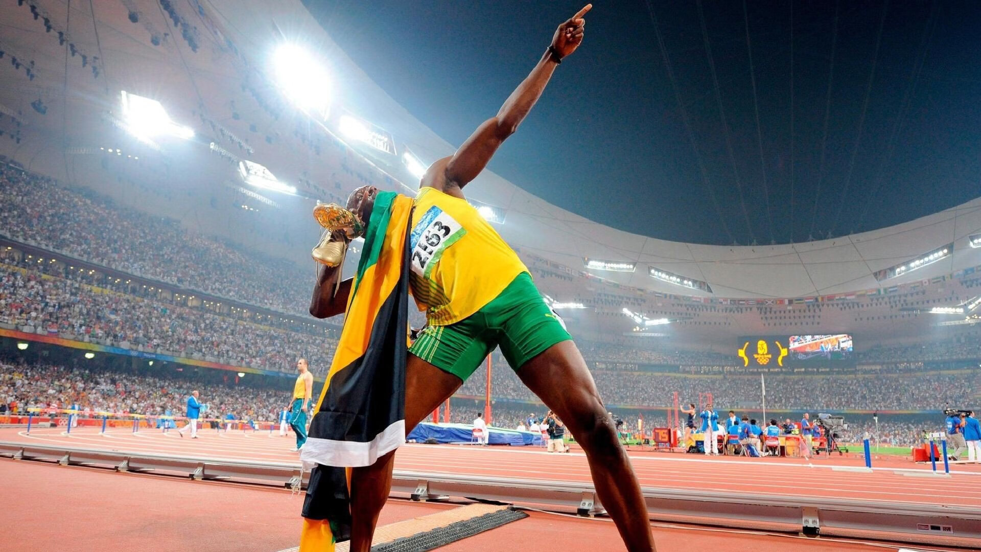 凯恩与50激战篮网分钟，出色防守胜负难料！，Doinb焦点对战引发球迷热议